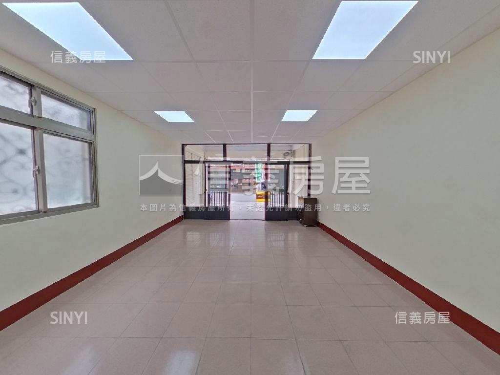 英士路邊間透天房屋室內格局與周邊環境