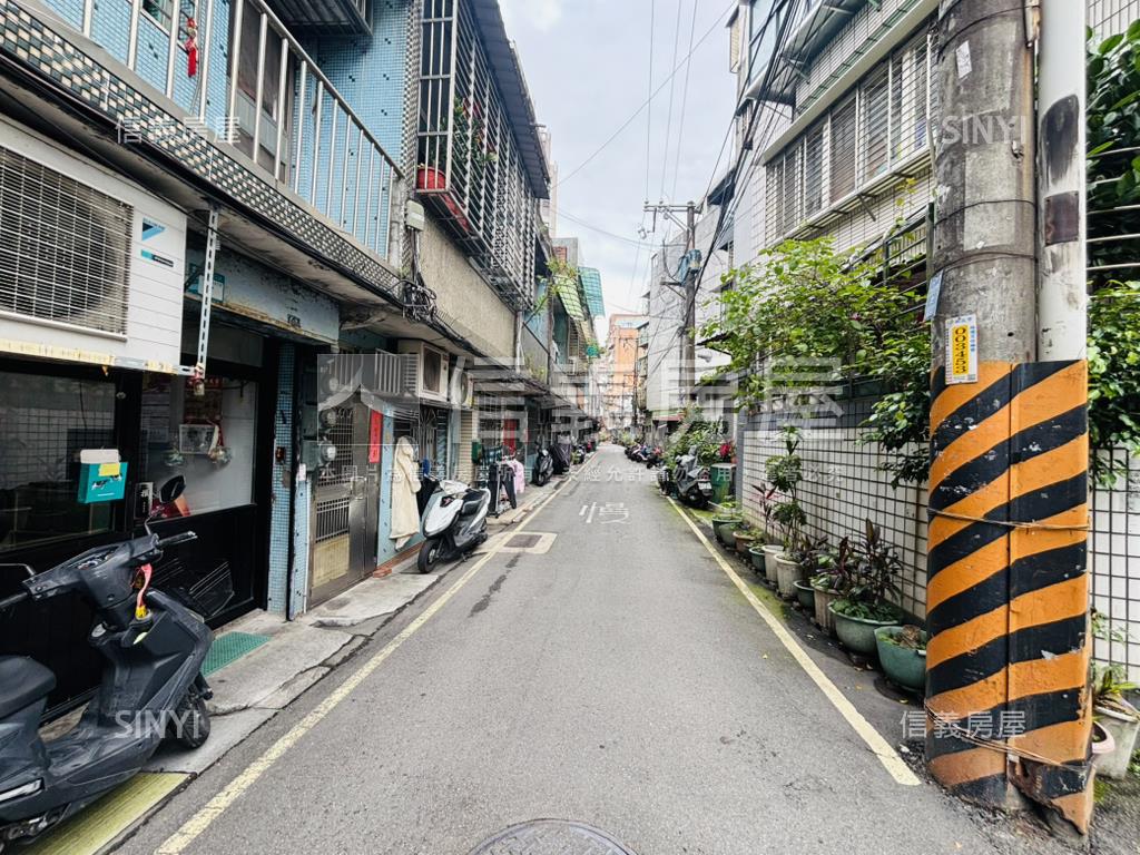 中山路採光大空間歡迎洽詢房屋室內格局與周邊環境