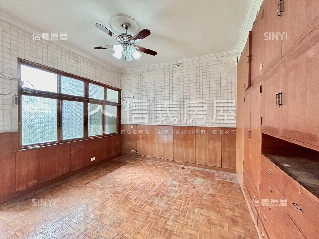 經國採光田字型大厝房屋室內格局與周邊環境