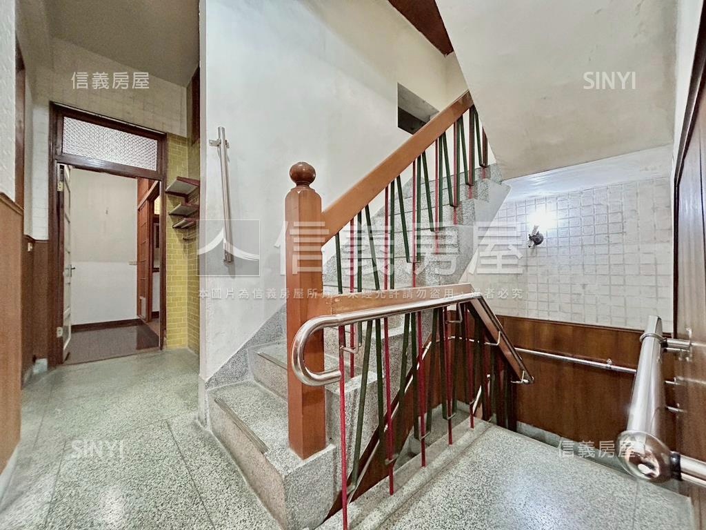 經國採光田字型大厝房屋室內格局與周邊環境