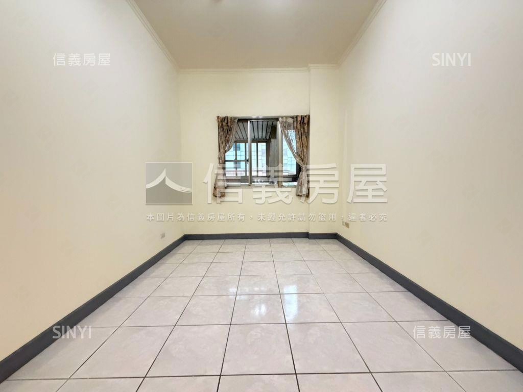 正隆亮麗四房子母車位房屋室內格局與周邊環境