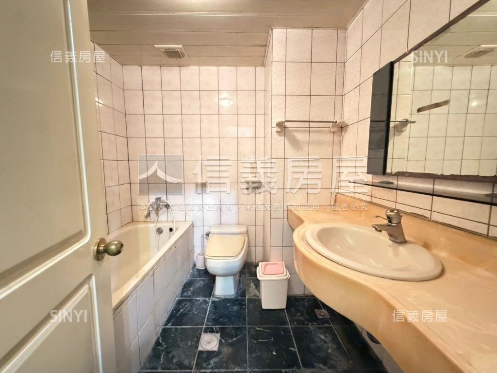 正隆亮麗四房子母車位房屋室內格局與周邊環境