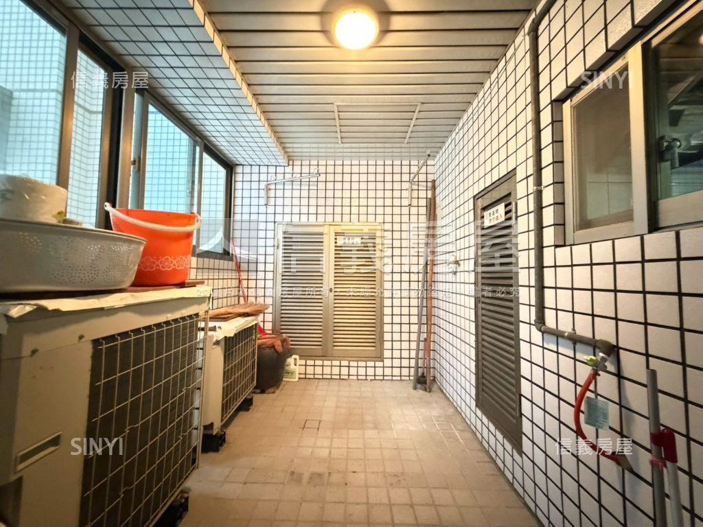 正隆亮麗四房子母車位房屋室內格局與周邊環境