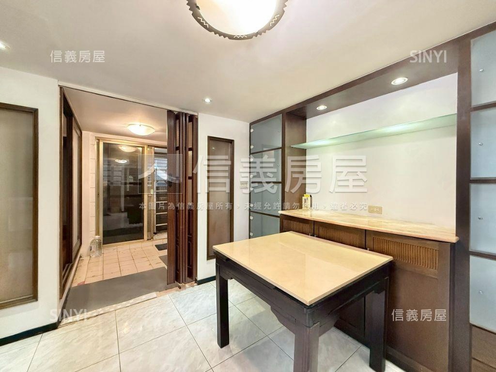 Ｍｅ時代漂亮時尚美屋房屋室內格局與周邊環境