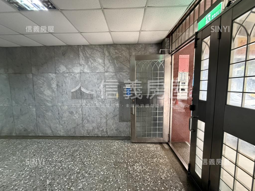 稀有捷運管理國品次高樓房屋室內格局與周邊環境