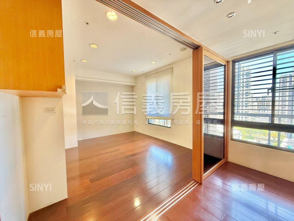 河岸第一排君廈視野戶Ａ房屋室內格局與周邊環境