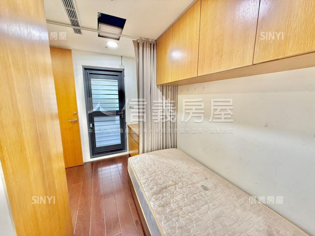 河岸第一排君廈視野戶Ａ房屋室內格局與周邊環境