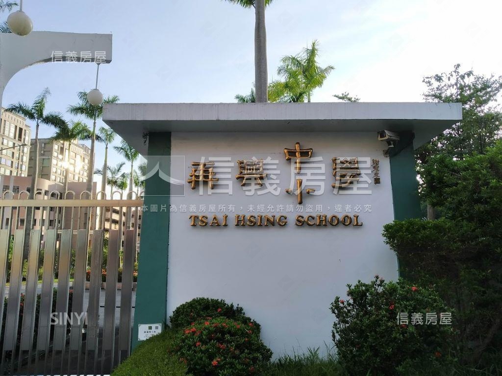 虹邦報喜萬芳捷運小資套房房屋室內格局與周邊環境
