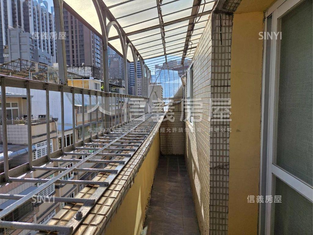 近三多商圈可收租質感美宅房屋室內格局與周邊環境