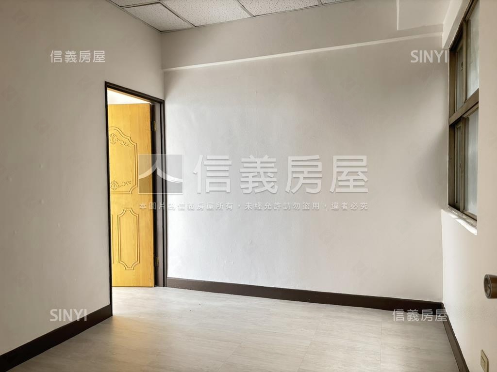 中正紀念堂旁電梯３房房屋室內格局與周邊環境