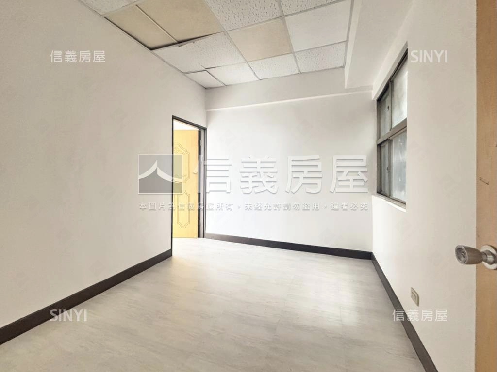 中正紀念堂旁電梯３房房屋室內格局與周邊環境
