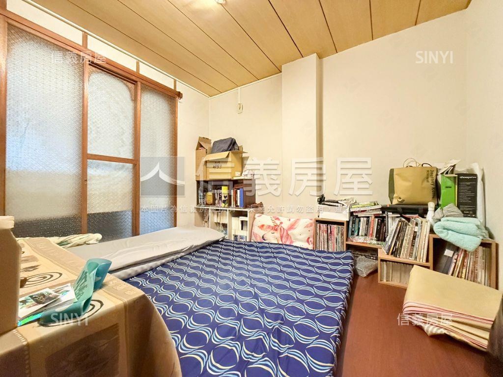 【稀有】南港公寓三樓房屋室內格局與周邊環境