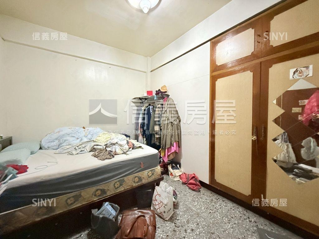 【稀有】南港公寓三樓房屋室內格局與周邊環境