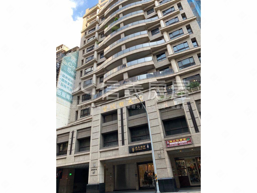 近雙子星優質金店面房屋室內格局與周邊環境