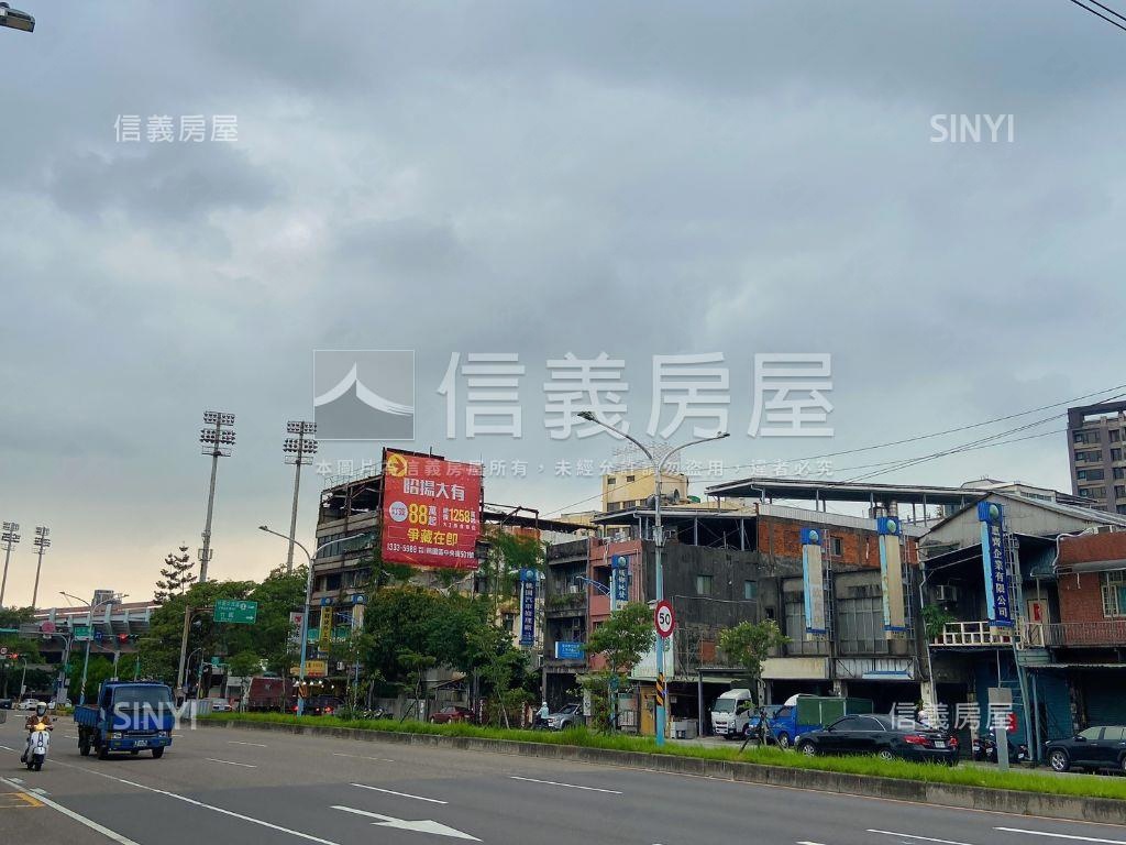 龜山未來棕線金店面房屋室內格局與周邊環境