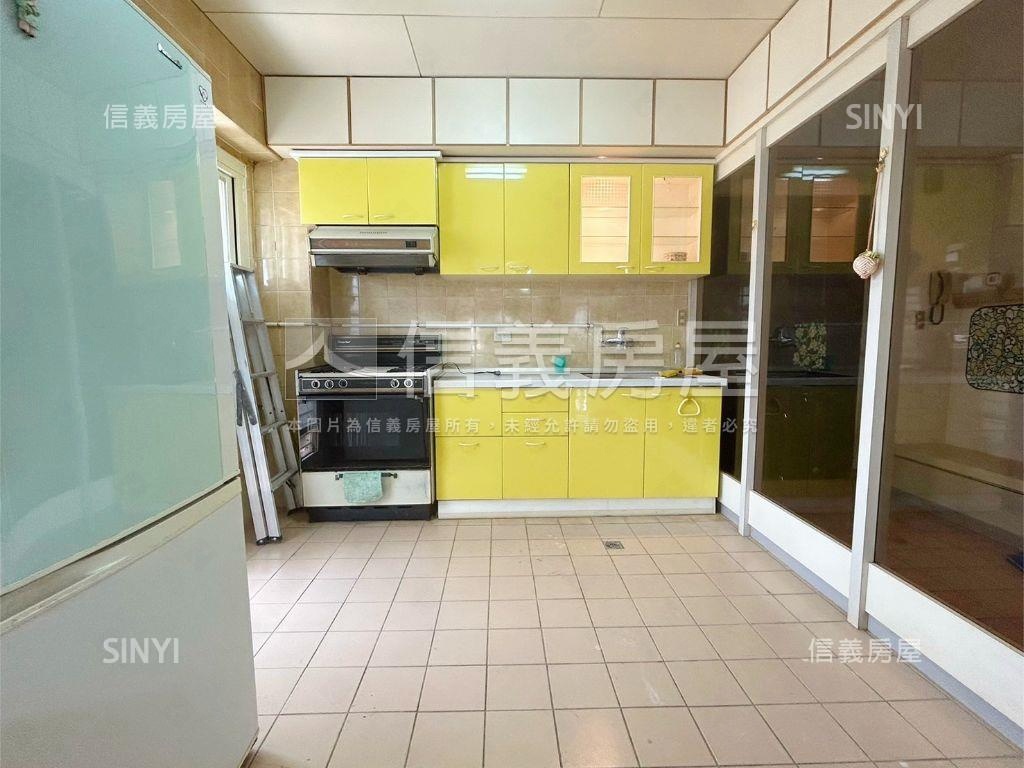 甲桂林景觀三房房屋室內格局與周邊環境