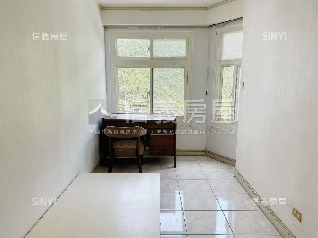 甲桂林景觀三房房屋室內格局與周邊環境