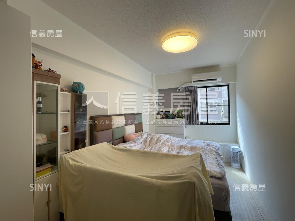 彩虹園邸大四房屋況佳房屋室內格局與周邊環境