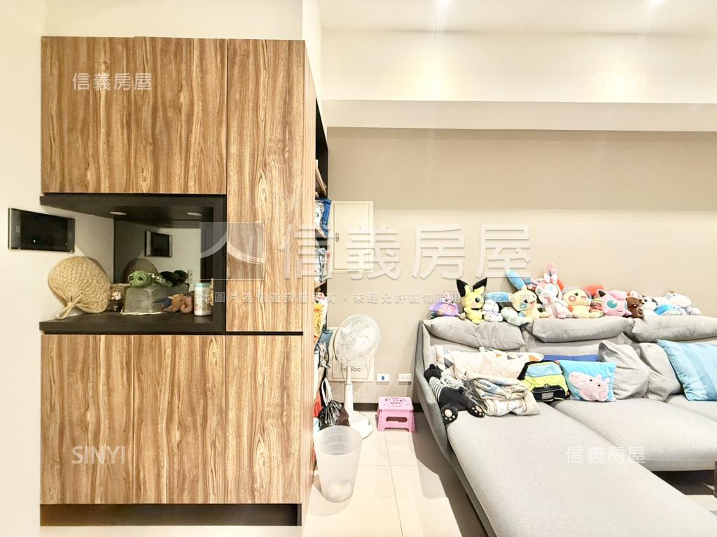 上河園面中庭兩房車位房屋室內格局與周邊環境