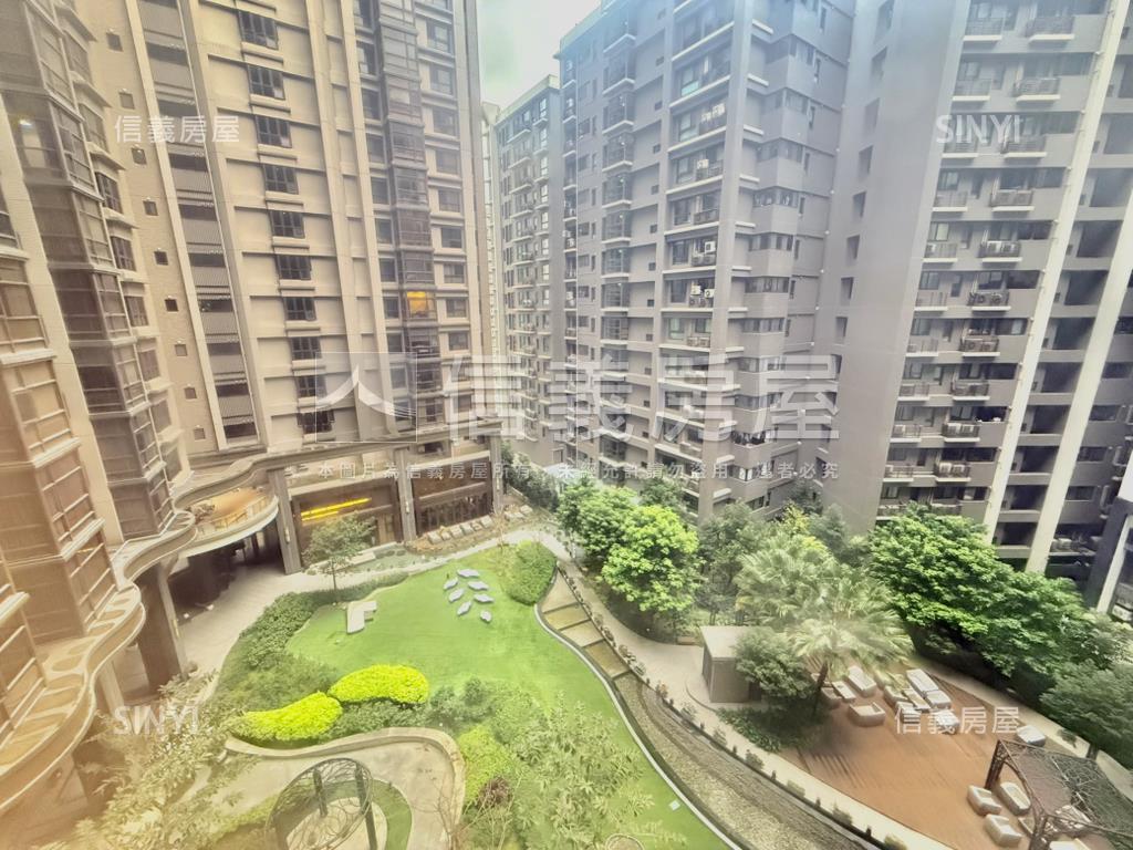 上河園面中庭兩房車位房屋室內格局與周邊環境