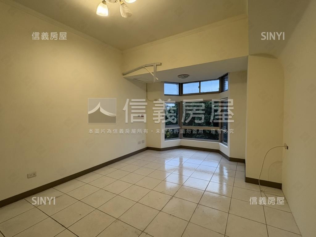 健安新城面樹景三房帶車位房屋室內格局與周邊環境