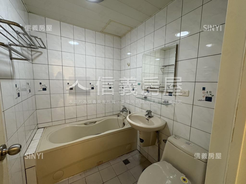 健安新城面樹景三房帶車位房屋室內格局與周邊環境