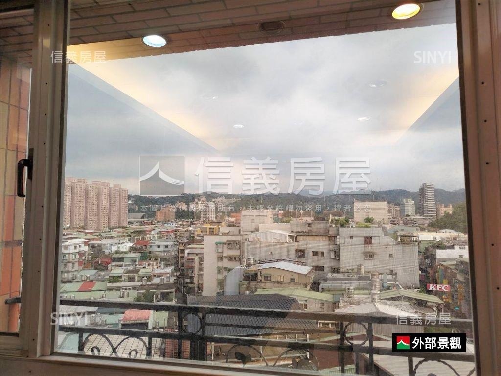 經典歐洲電梯三房坡平車位房屋室內格局與周邊環境