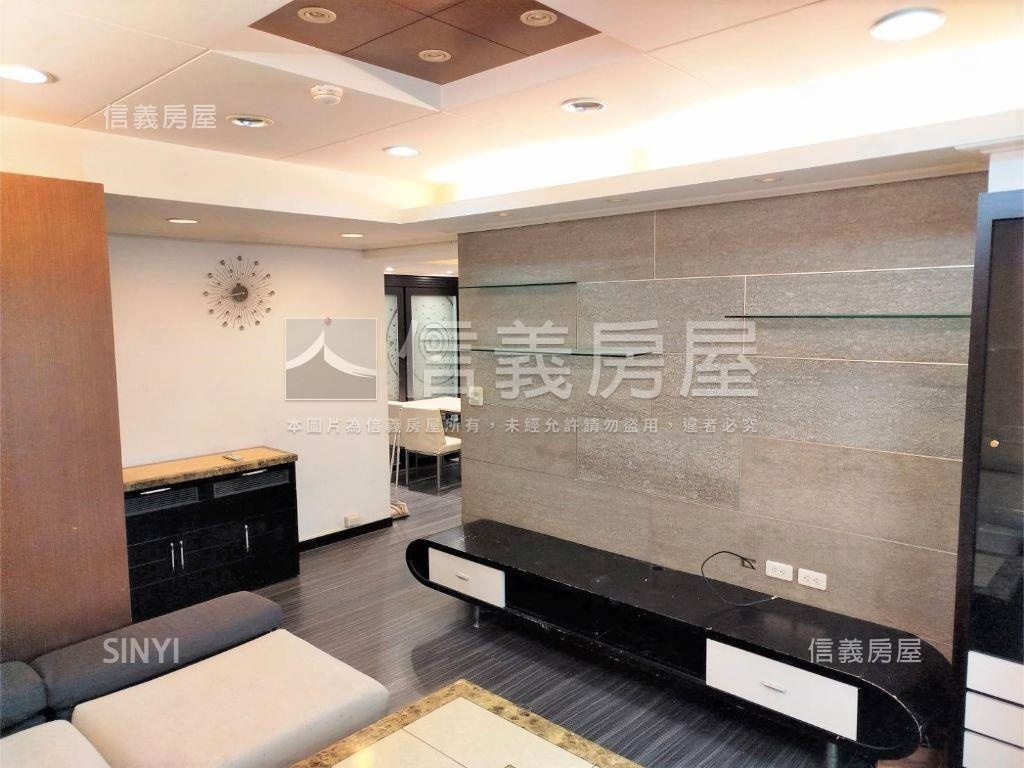 經典歐洲電梯三房坡平車位房屋室內格局與周邊環境