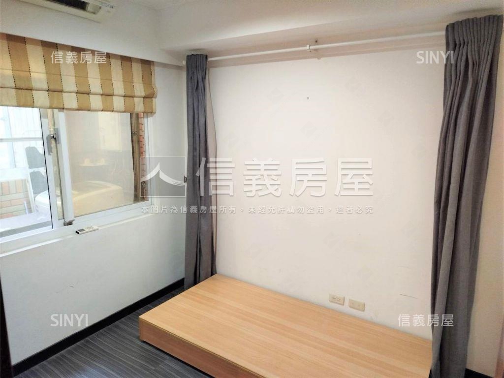 經典歐洲電梯三房坡平車位房屋室內格局與周邊環境