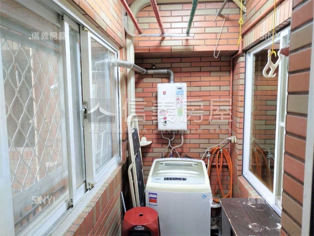 經典歐洲電梯三房坡平車位房屋室內格局與周邊環境