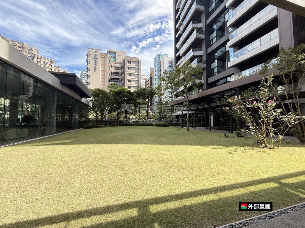 南港經貿＜璽苑庭院大戶＞房屋室內格局與周邊環境