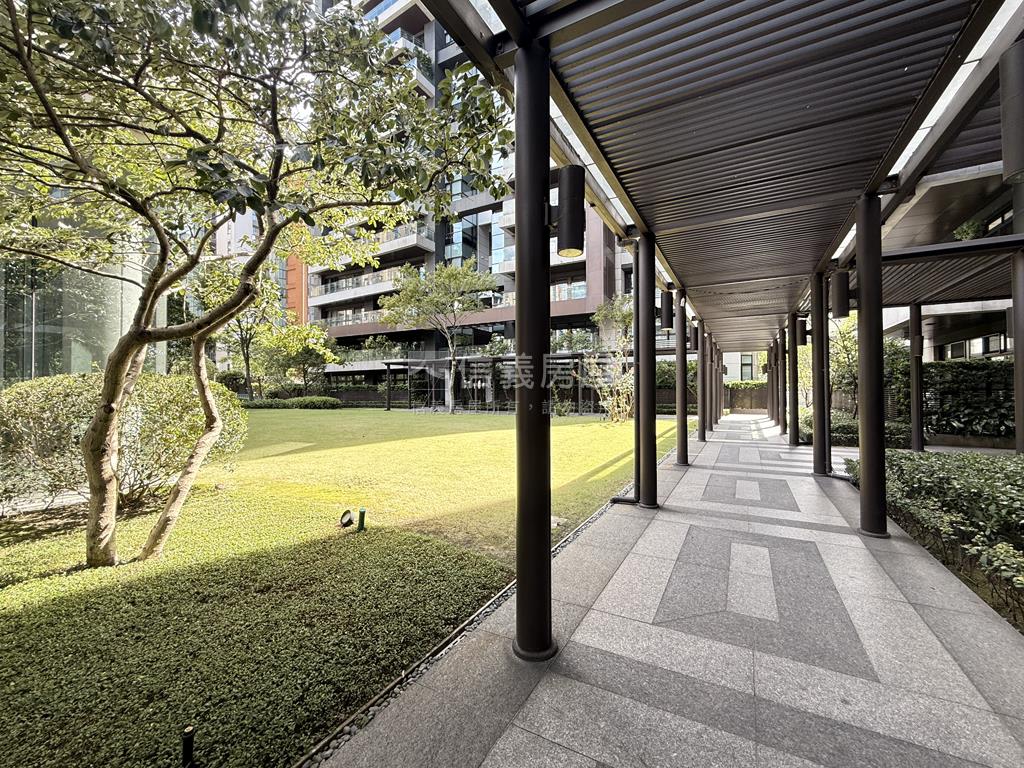 南港經貿＜璽苑庭院大戶＞房屋室內格局與周邊環境