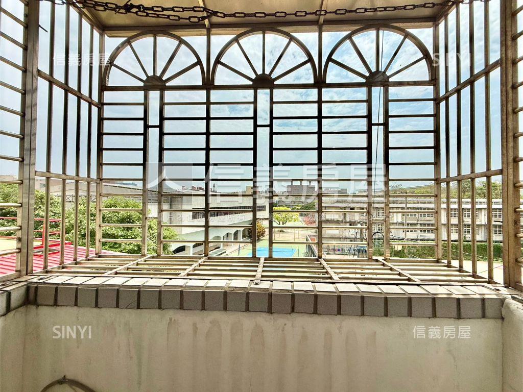 竹北一次擁有電梯三房房屋室內格局與周邊環境