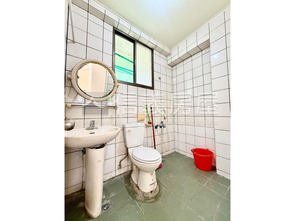 竹北一次擁有電梯三房房屋室內格局與周邊環境