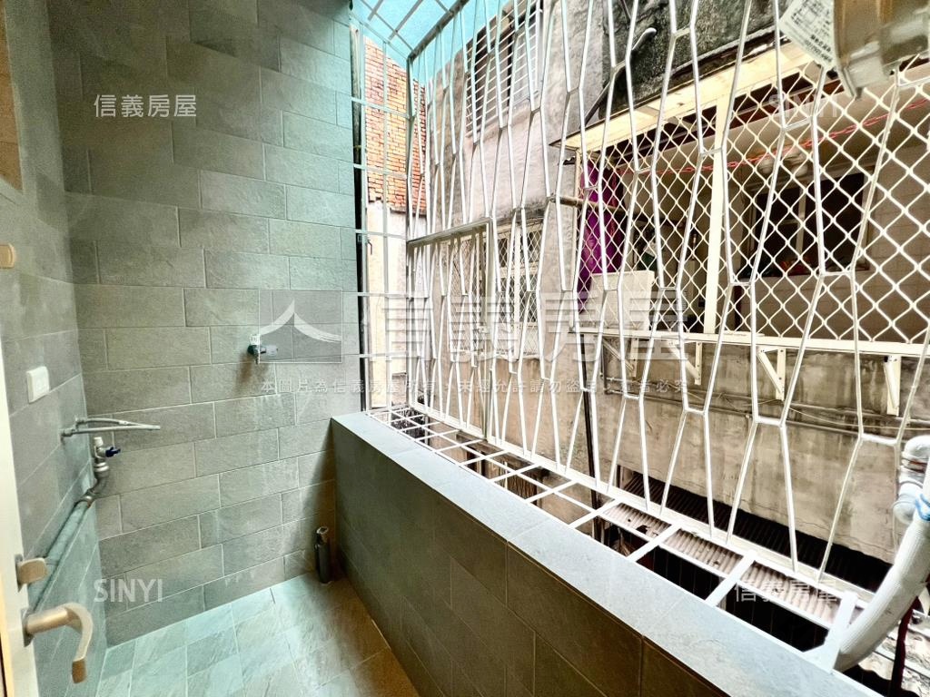 全新秀朗美妝公寓三樓房屋室內格局與周邊環境