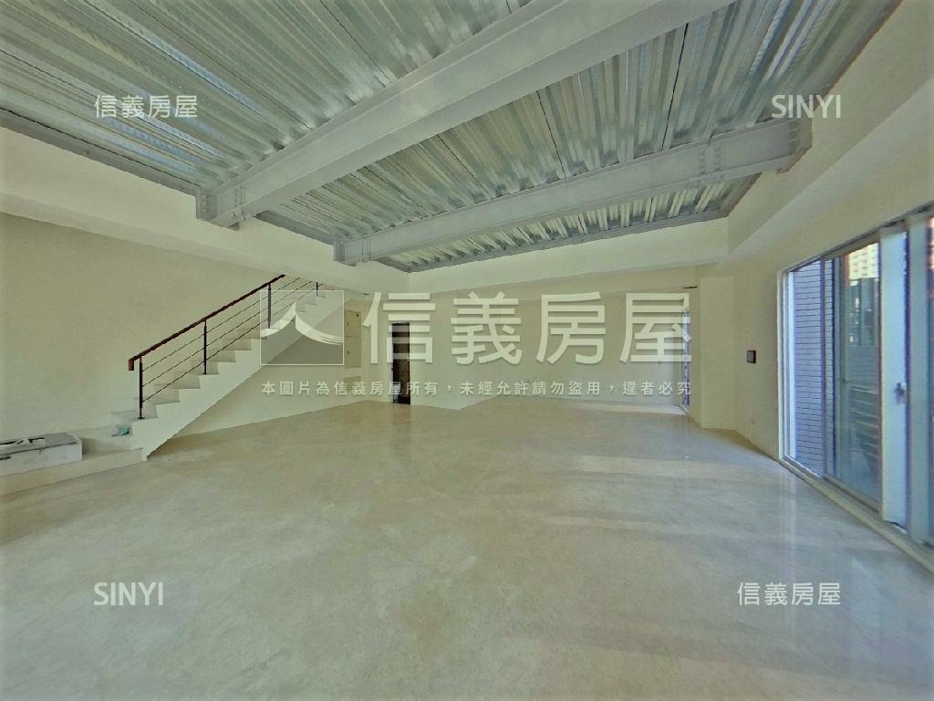 國美館約八米面寬邊間店面房屋室內格局與周邊環境