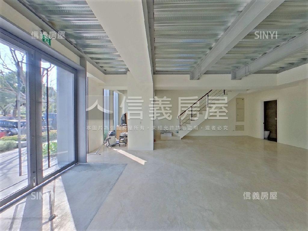 國美館約八米面寬邊間店面房屋室內格局與周邊環境