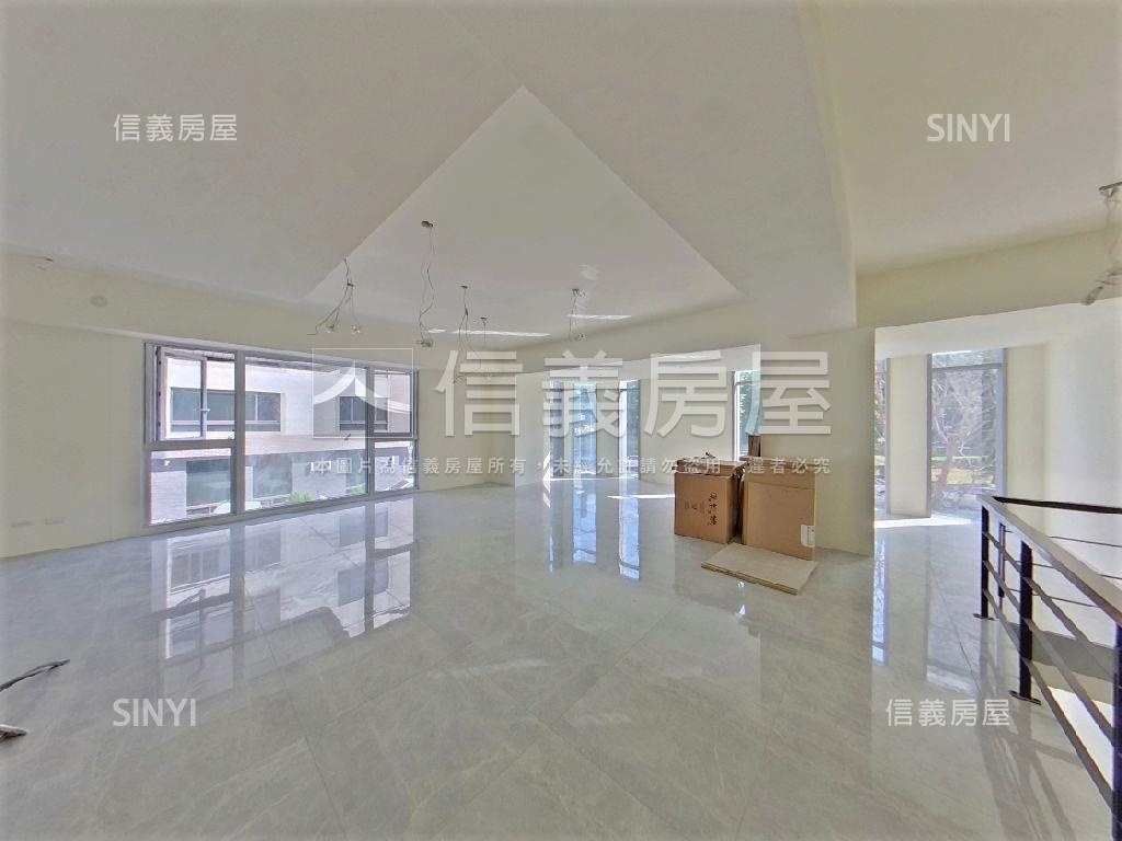 國美館約八米面寬邊間店面房屋室內格局與周邊環境