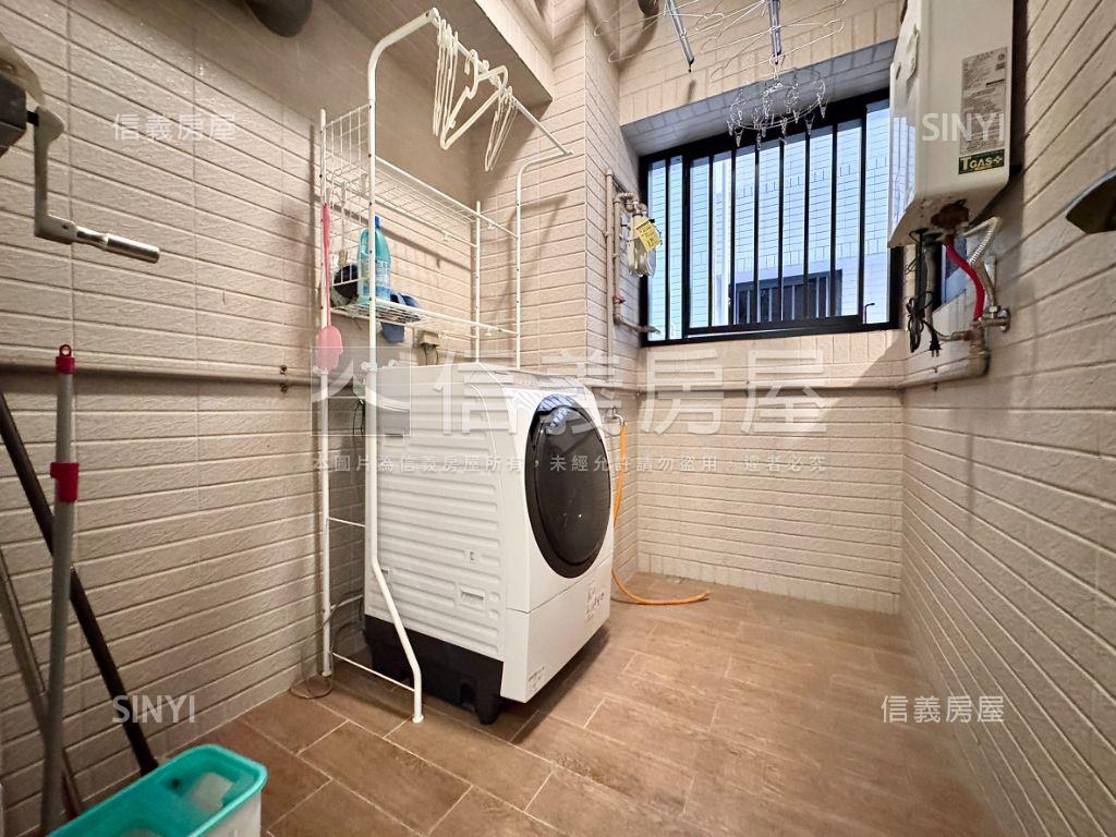 全誠輕屋齡兩房平車房屋室內格局與周邊環境