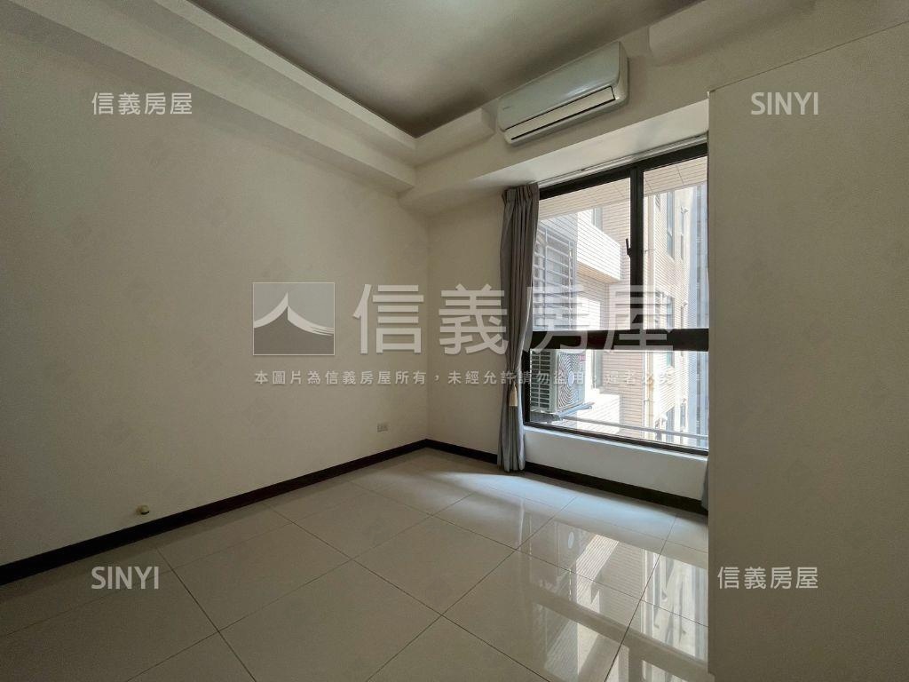 卓然品味時尚鉑晶三房平車房屋室內格局與周邊環境