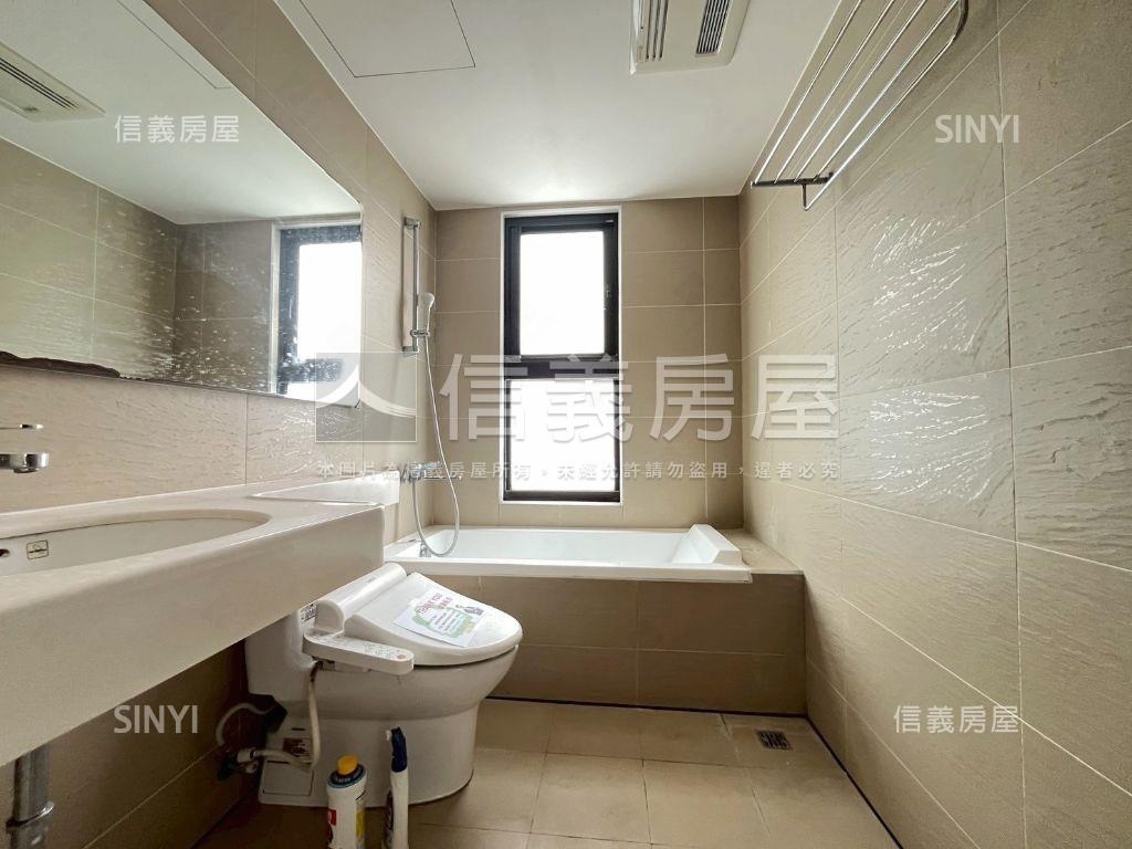 卓然品味時尚鉑晶三房平車房屋室內格局與周邊環境