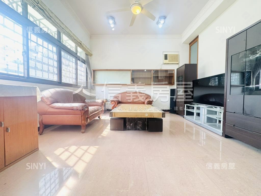 地約８８坪獨棟角間透天房屋室內格局與周邊環境