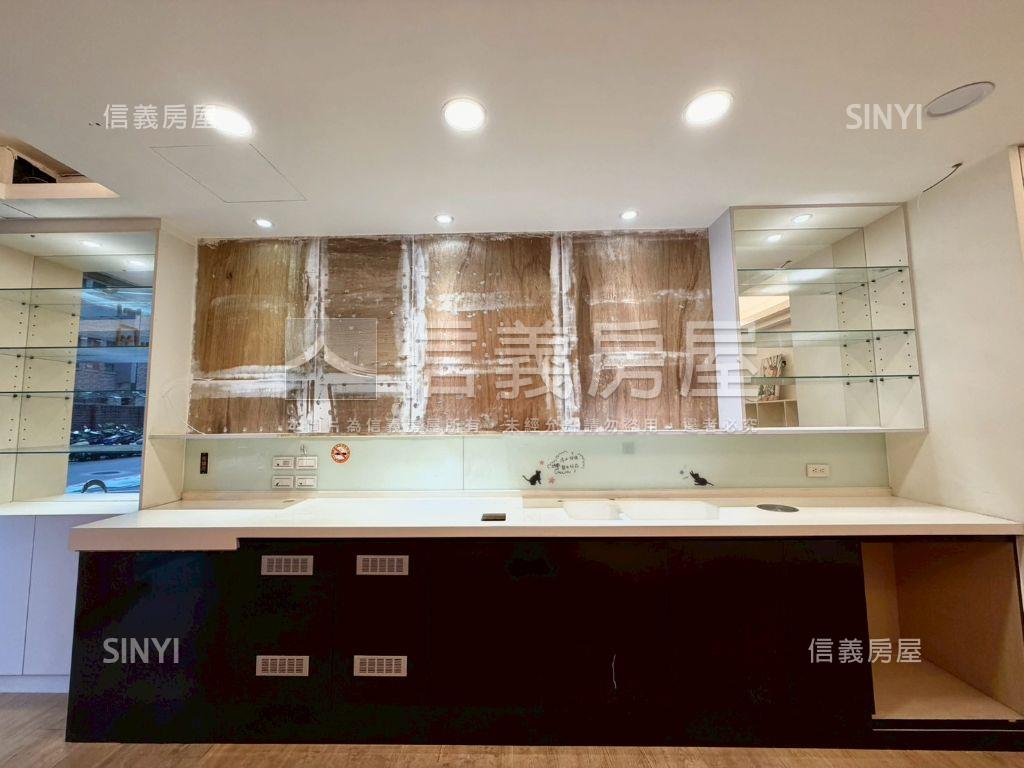 近１０１，巨龍小巧金店舖房屋室內格局與周邊環境