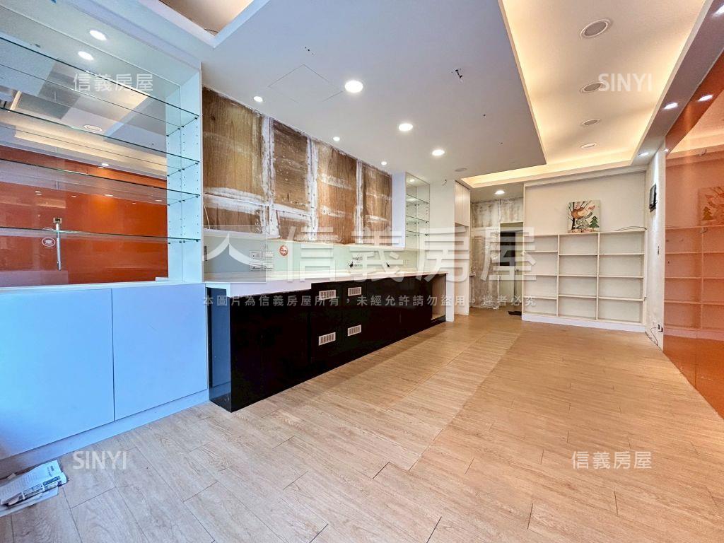 近１０１，巨龍小巧金店舖房屋室內格局與周邊環境