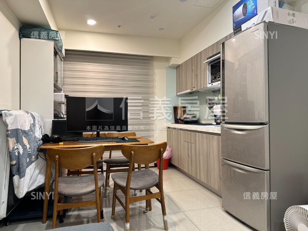 新潤翡麗高樓採光三房房屋室內格局與周邊環境