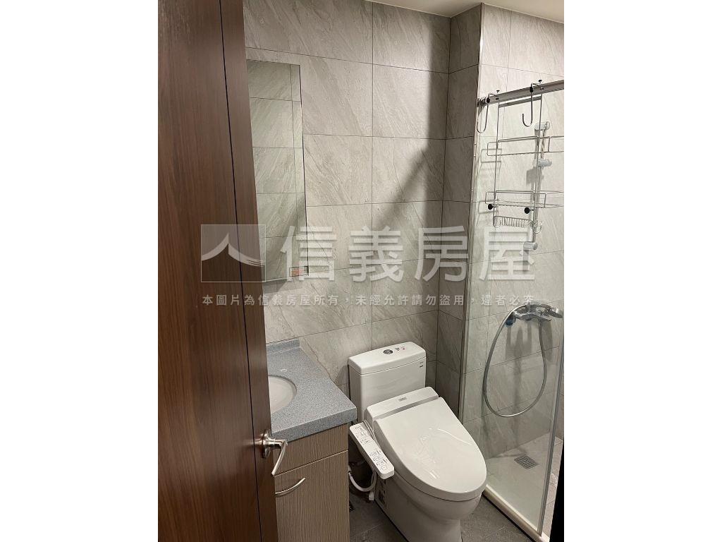 新潤翡麗高樓採光三房房屋室內格局與周邊環境