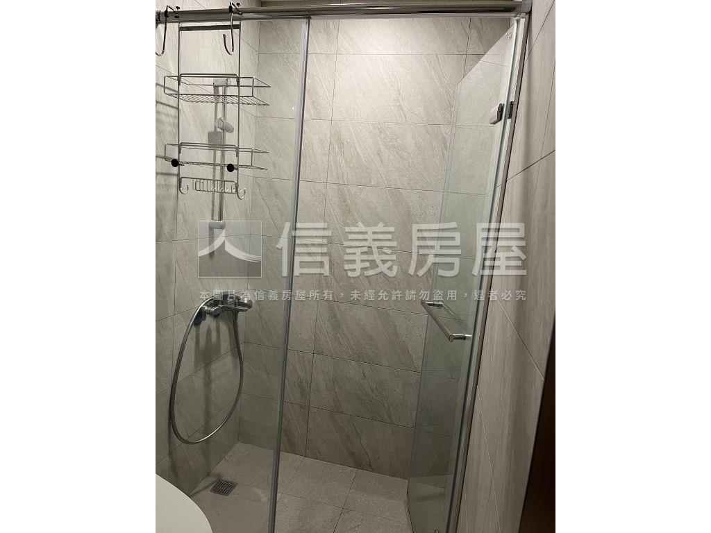 新潤翡麗高樓採光三房房屋室內格局與周邊環境