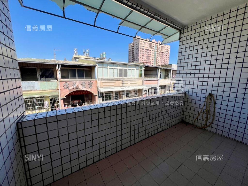 五甲商圈正街無夾層透天房屋室內格局與周邊環境