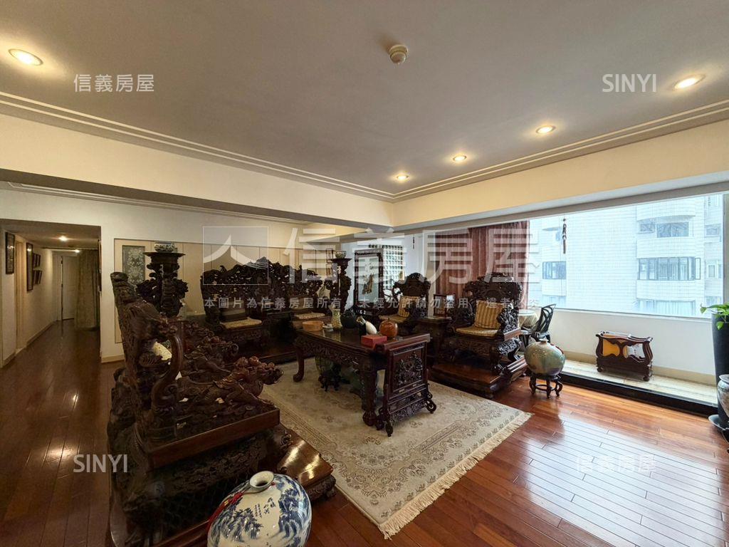 敦南安和☆東帝士花園廣場房屋室內格局與周邊環境