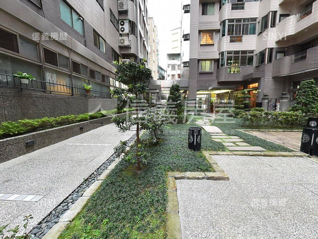 大坪林捷運路寬醒目金店面房屋室內格局與周邊環境